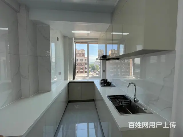 枫香雅郡一期 5楼，80平，两室通厅，精装修未住，全新家具， - 图片 6