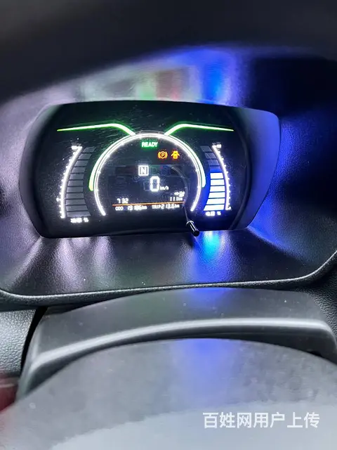 低价转让北汽EC200电动汽车 - 图片 1