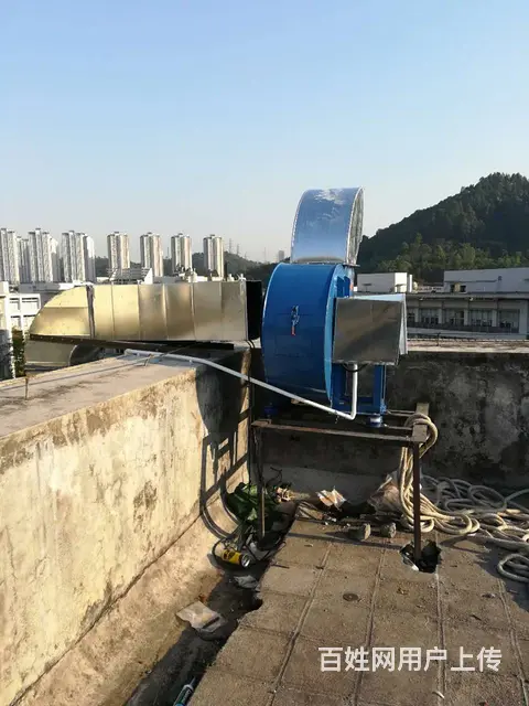 金湾饭店排烟设备烧烤油烟机净化器安装风机维修改造 - 图片 1