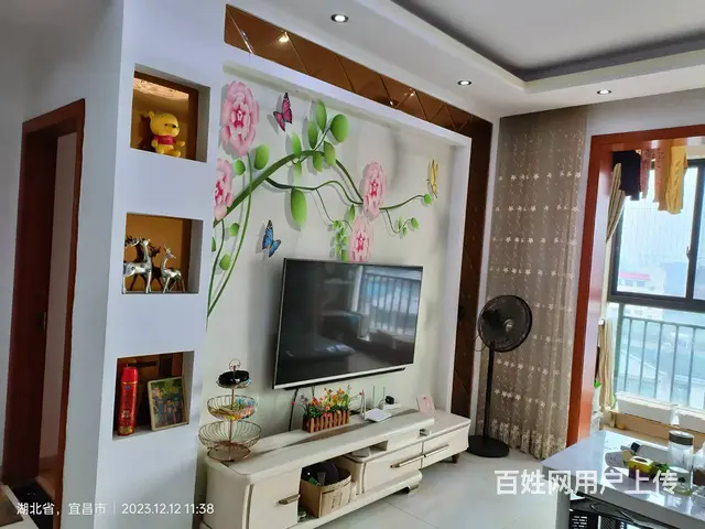 凯旋国际电梯中层，精装2房2厅月租1500元 - 图片 1