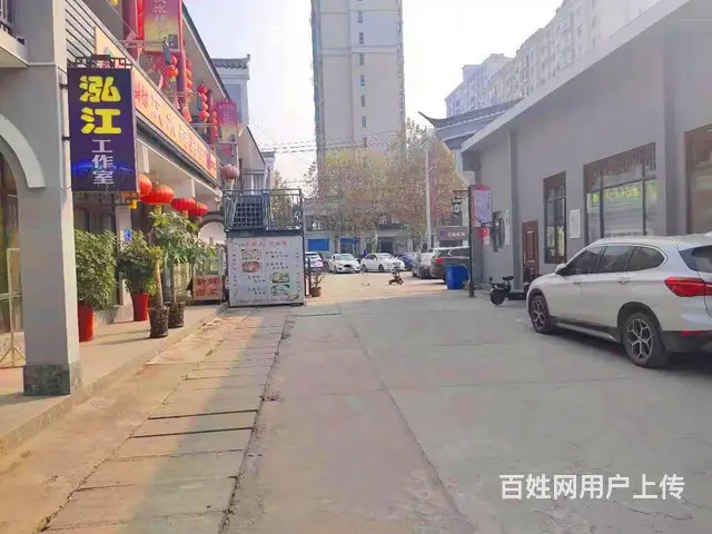 （猎铺网免费推荐）老河口汉江广场临街120餐馆旺铺停车方便， - 图片 1