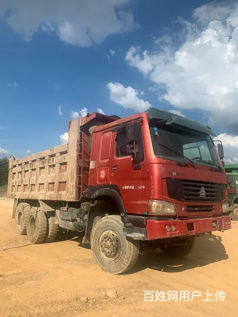 土方工地豪沃车 - 图片 1