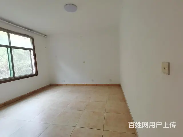 德中路470平营业房出租（有个大花园） - 图片 9