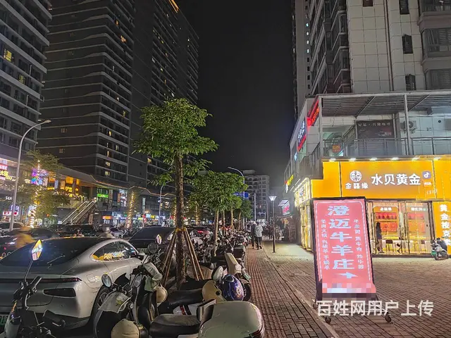 （51旺铺推荐）龙湖天街旁160平餐饮店转让 - 图片 3
