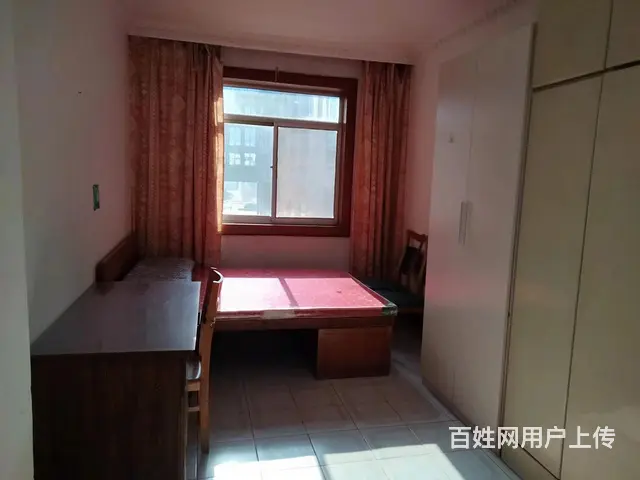 华茂小区烟中宾馆附近三室一厅4楼1500 - 图片 3