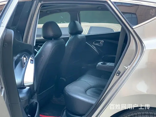 现代ix35 2013款 2.4 手自一体 GLX 两驱 - 图片 9