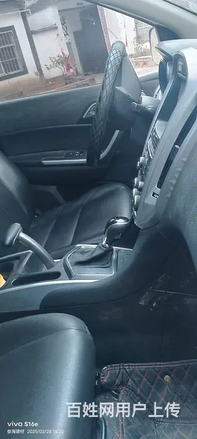 江铃 驭胜 2014款 驭胜S350 2.4T 自动 两驱柴 - 图片 3