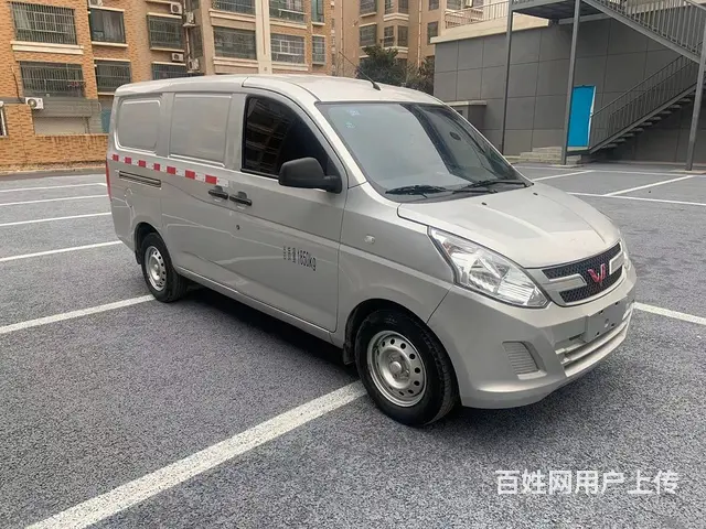 五菱荣光V2座封闭式货车 - 图片 2