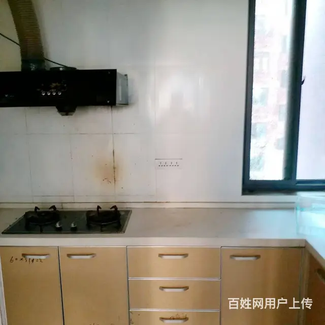 山南印象 三室两厅一卫 电梯房 全装 设施齐全 - 图片 8