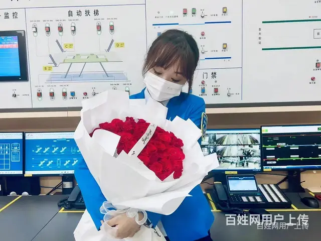 商丘郑州高铁站工作人员上二休二缴纳五险 - 图片 2