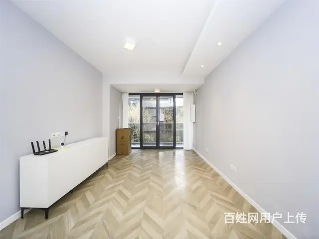 未来科技城 欧美金融城 3朝南开间 业主240万在售 可以谈 - 图片 1