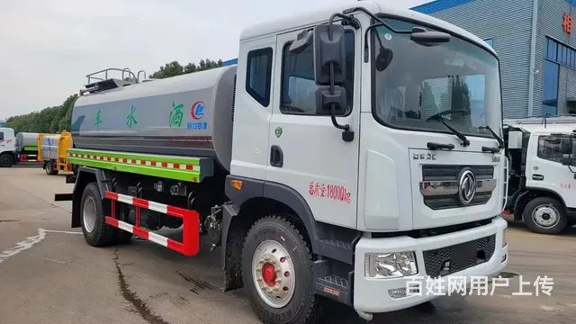 东风多利卡D9洒水车厂家  12方洒水车 园林灌溉洒水车 - 图片 1