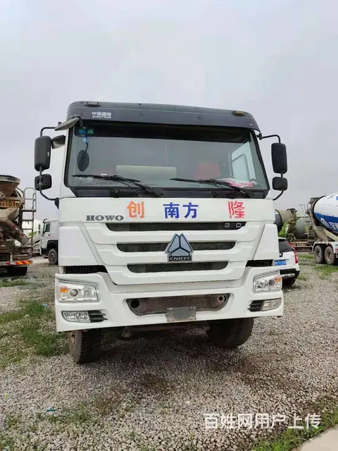 二手豪沃搅拌车 大14方搅拌车 340马力 后八轮 - 图片 2