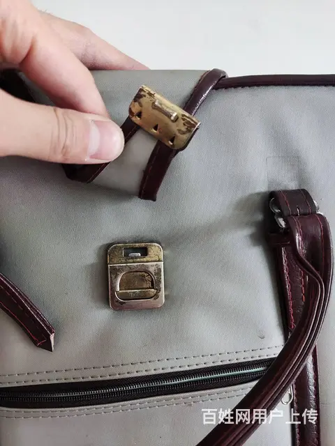 老物件 老年代手提包 行李包 经典怀旧物品 年代感 - 图片 5