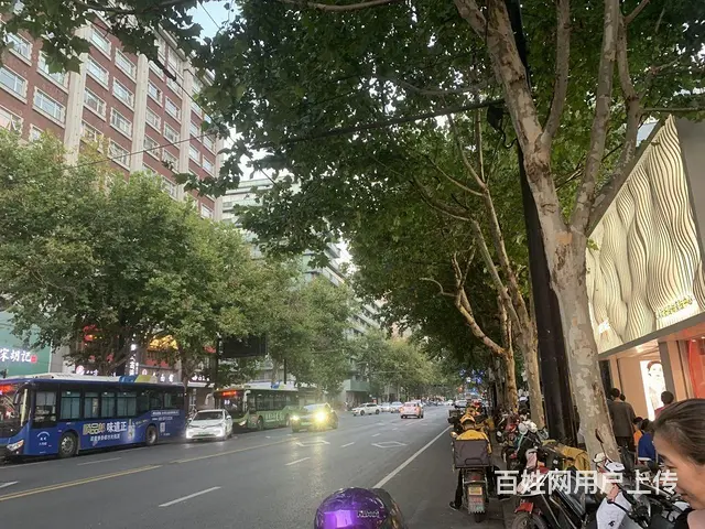 龙翔桥D出口。瑞幸咖啡 租金23急售包税 平海路 - 图片 9