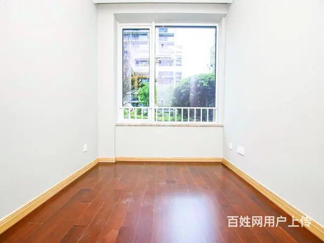 锦尚和品府 客厅东边对泳池 南边1300方大草坪 诚心卖 - 图片 12