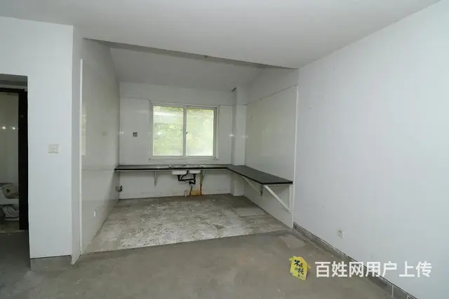 白云深处排屋 南北花园 户型方正 诚心出售 看房有钥匙 - 图片 2