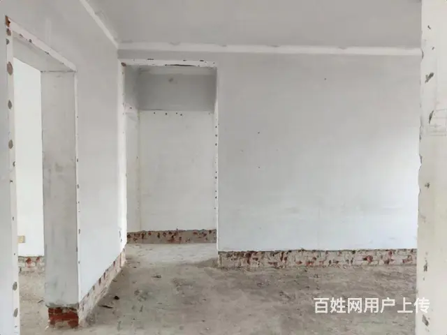 东门路附近132平一楼带五十平院子  证满五年 60万可贷款 - 图片 5