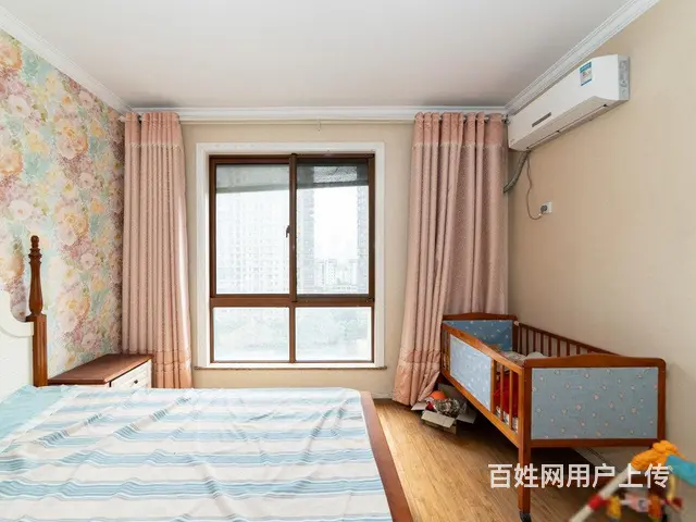 市府旁三井新北中央花园 4室2厅中间楼层 - 图片 4