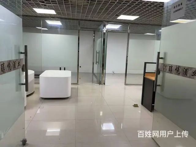 纯写字楼，带装修，拎包办公 - 图片 4