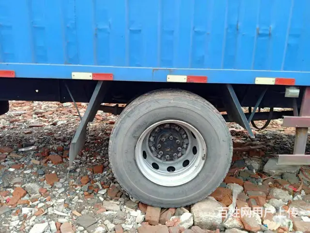 国五，华菱大单桥厢式货车9米6货车220马力 - 图片 7