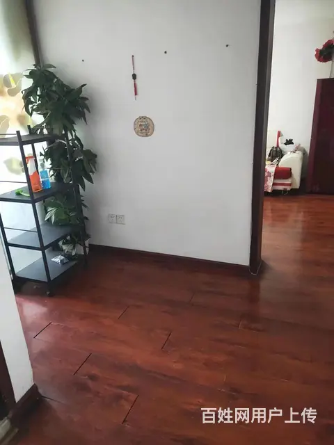 地铁房 精装修离学校，九七医院步行4分钟 - 图片 6