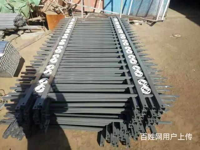 乌鲁木齐铁艺护栏  锌钢护栏 道路护栏 - 图片 8