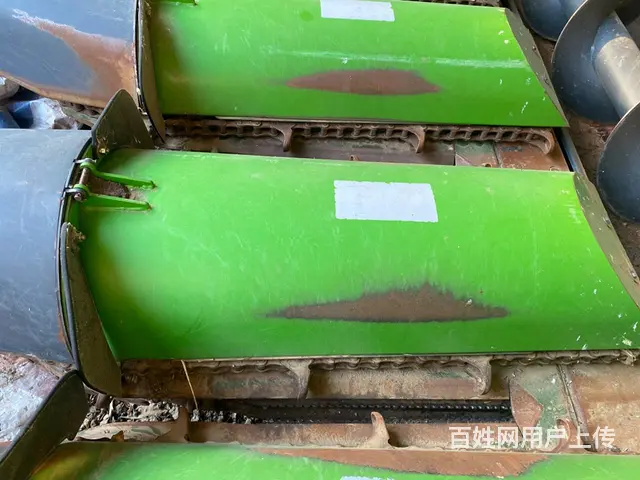 出售23年大益玉米收割机全时四驱，液压行走 - 图片 1