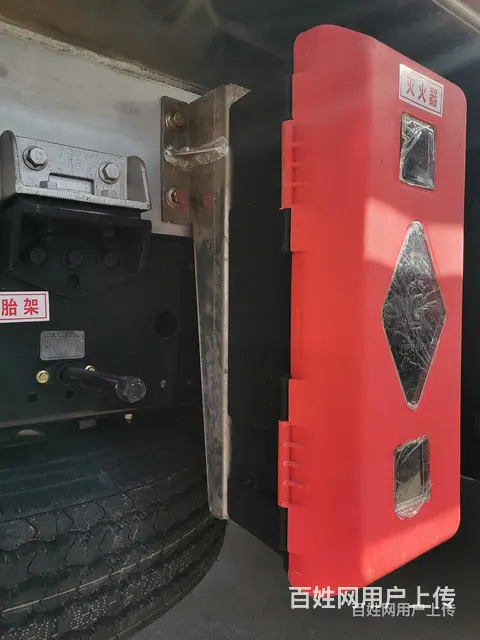 陕汽16吨油罐车图片配置价格 - 图片 10