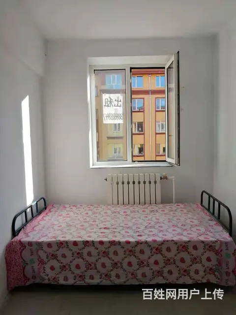 滨河北小区 普通住宅 简单装修 - 图片 1