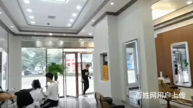 【搞定了！】(麦子邦免费找店)理发店急转,人流量大, 有稳定 - 图片 6