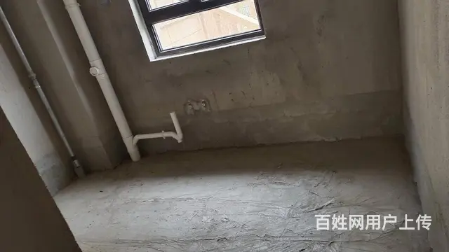 玉龙湾 大产权可贷款 129平 93万 - 图片 3