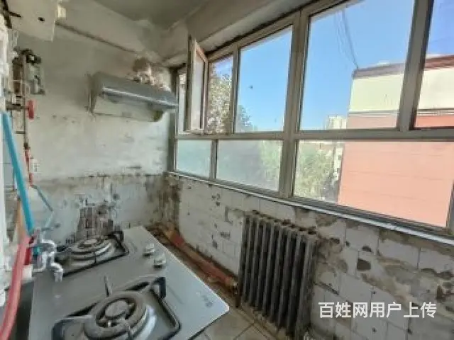 太百附近 四小 户型方正 南北朝向 有钥匙 可以随时看 - 图片 5