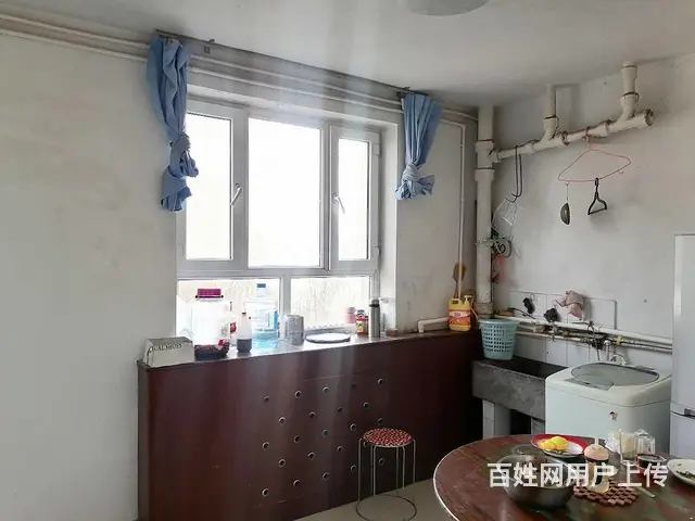 吉祥花园对面 朝阳小区 四楼 简装 房子很干净 两室 - 图片 4