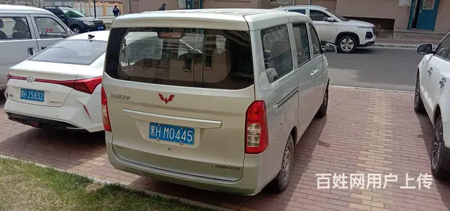 15年五菱宏光面包车 - 图片 1
