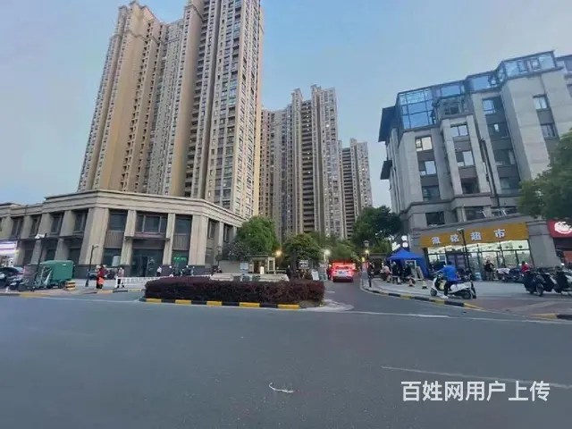 捡漏的老板来公寓价格买商铺常大旁单价7800小区门口沿街商铺 - 图片 8
