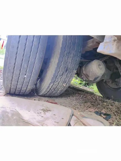 6.8米平板货车，总质量18吨 - 图片 5