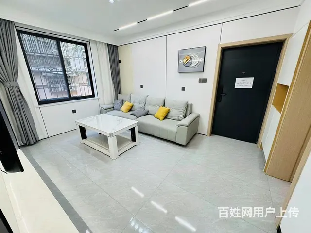 东塘 小区 带装修 有院子 三室一厅 上枫树山 看 - 图片 1