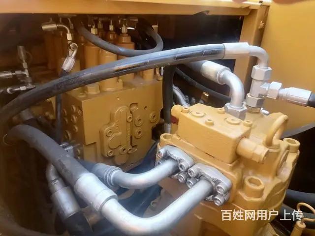 2021年出厂二手挖掘机三一215质保两年全国包送 - 图片 4