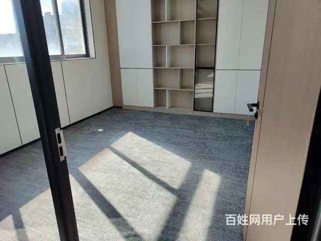 珠海吉大 中信南航附近 豪华办公 真拎包可用 免中介 - 图片 5