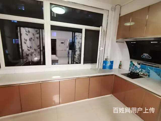 龙驰古道3楼三阳格局中等干净拎包入住年租9000 - 图片 3