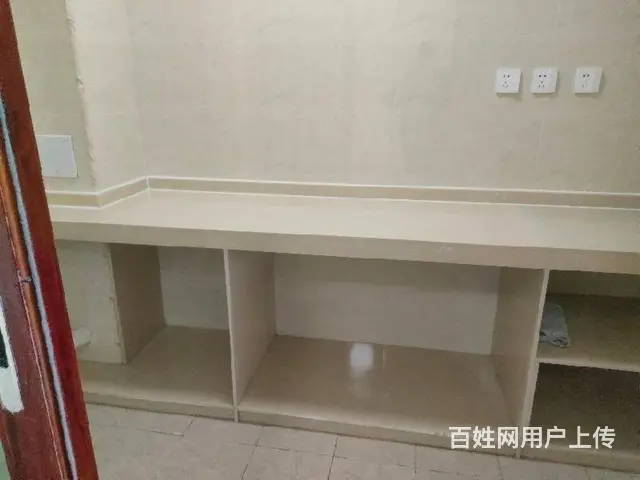 白龙商圈    蓝水湾傍  金龙苑4房 - 图片 5