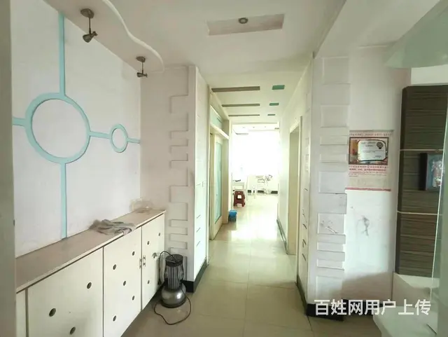 2000多单价洪南路菜市场对面临街三房简单装修带家具家电岀售 - 图片 7