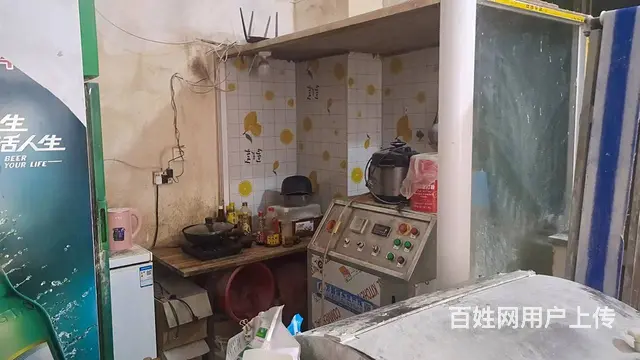 （51旺铺推荐）港门村60平面食店转让 - 图片 2