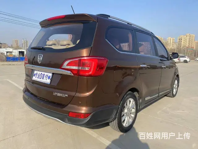 宝骏730 2017款 1.8 序列变速 尊享型7座 - 图片 9