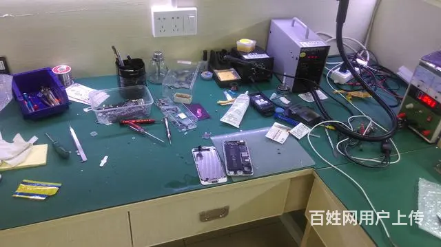 苏州吴江手机维修 屏幕主板扩内存进水不开机 - 图片 2
