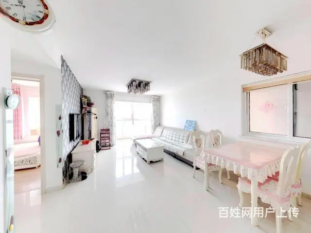 四季花城，电梯小高层，东向两居室，装修保持不错 - 图片 1