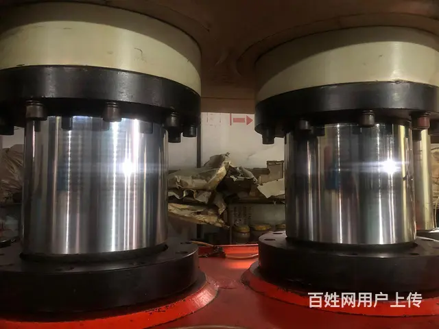 500吨快速四柱液压机 - 图片 2