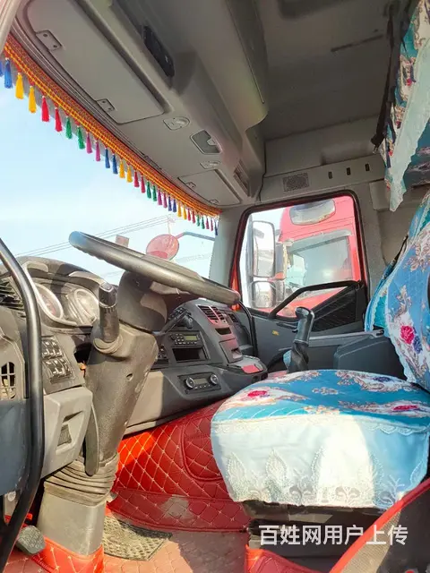 一汽解放 J6P 牵引车 国5 - 图片 4