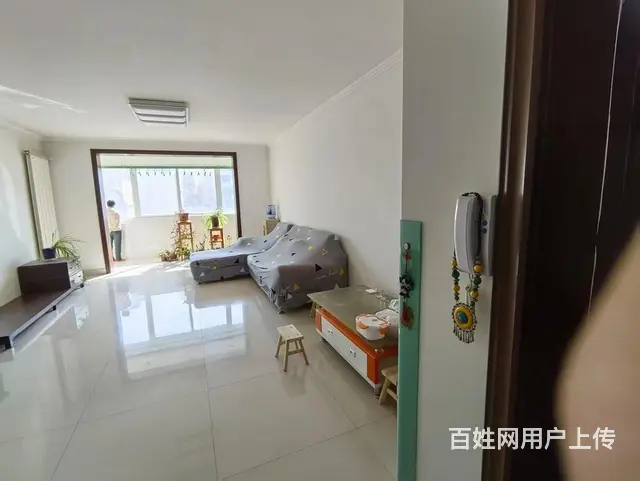 鑫田小区 普通住宅 中等装修 - 图片 1